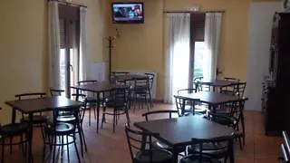 La Vega Hotel *